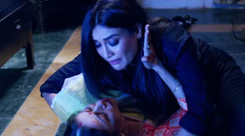 Shravani and her mother Naagin S3E99 InsTube