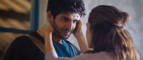 Kartik Aaryan as Veer