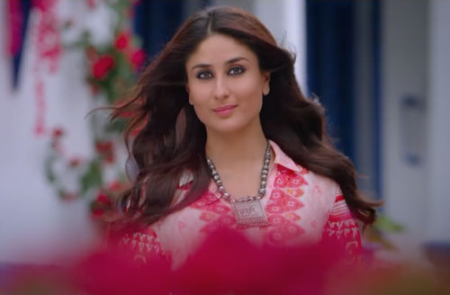 Kareena Kapoor as Avni Kamat